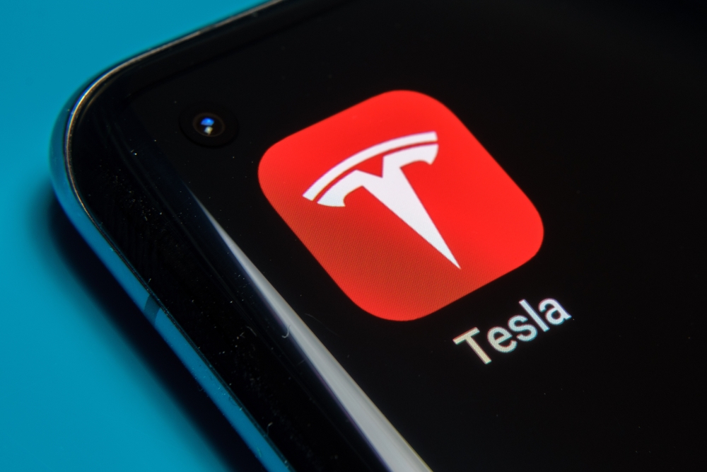 tesla app